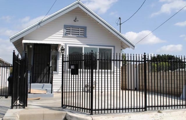 126 N Saratoga Street - 126 North Saratoga Street, Los Angeles, CA 90033