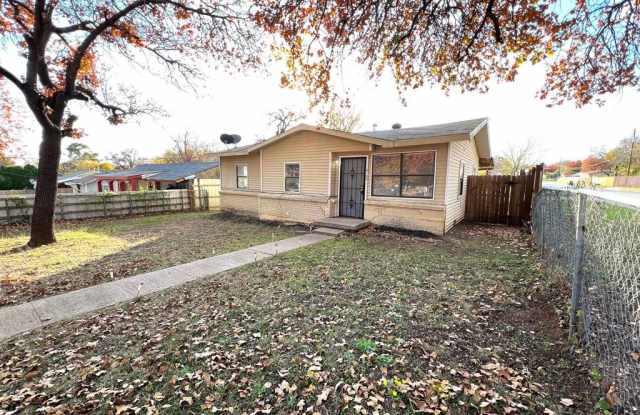 4700 Shackleford Street - 4700 Shackleford Street, Fort Worth, TX 76119