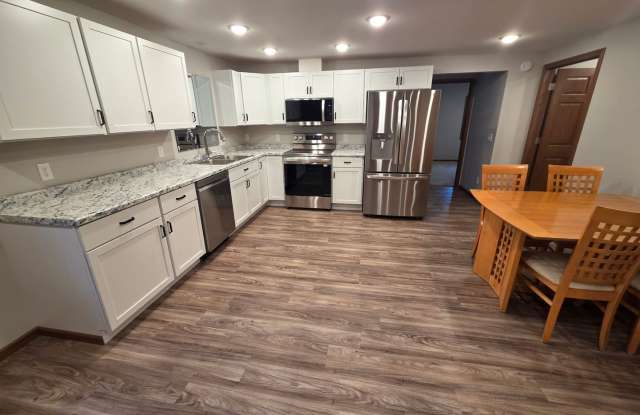 150 4th St photos photos