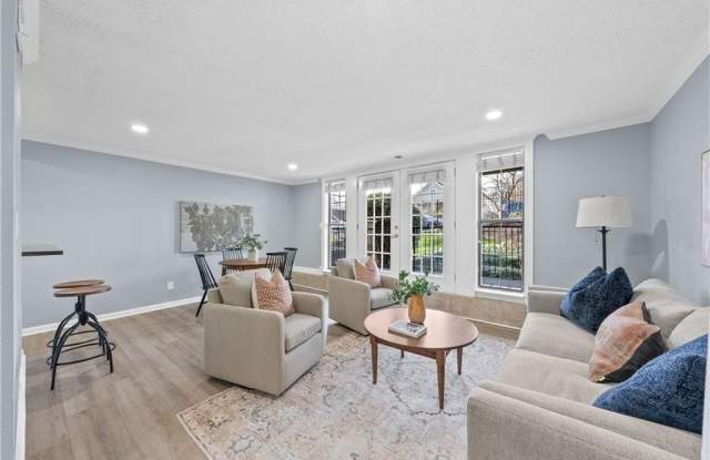 4727 Jarboe Street - 4727 Jarboe Street, Kansas City, MO 64112