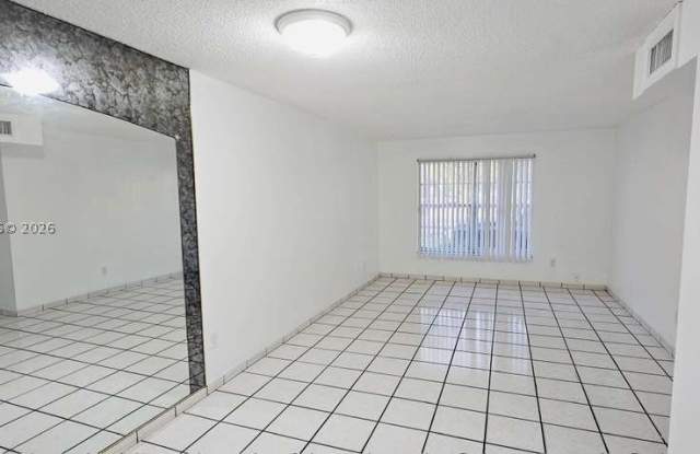 6820 W Flagler St Gallery 4