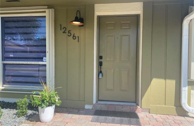 12561 SW 119th Ter - 12561 Southwest 119th Terrace, The Crossings, FL 33186