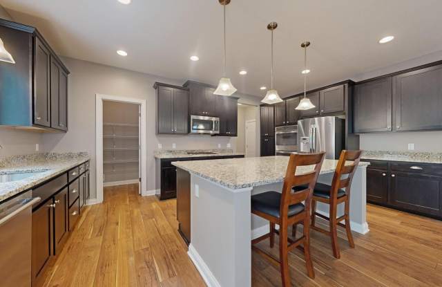 5585 Orchard Cv Gallery 3