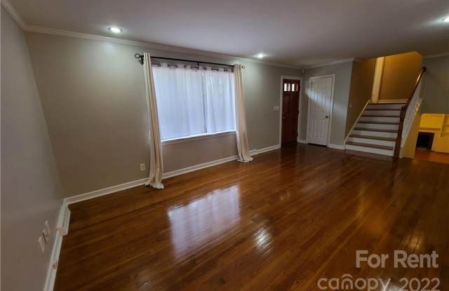 5517 Wintercrest Lane Gallery 4
