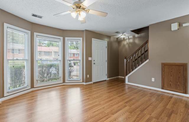 5049 Falling Creek Lane Gallery 2