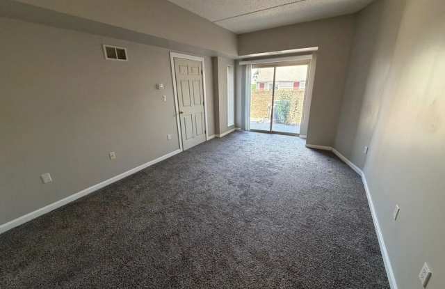 1 Bedroom 1 Bath Condo in Harrisburg's Susquehanna Township SD Gallery 4