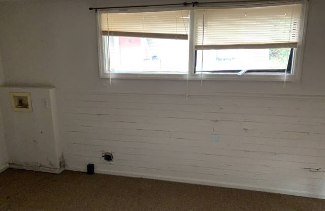 1109 31st St Apt B Gallery 3