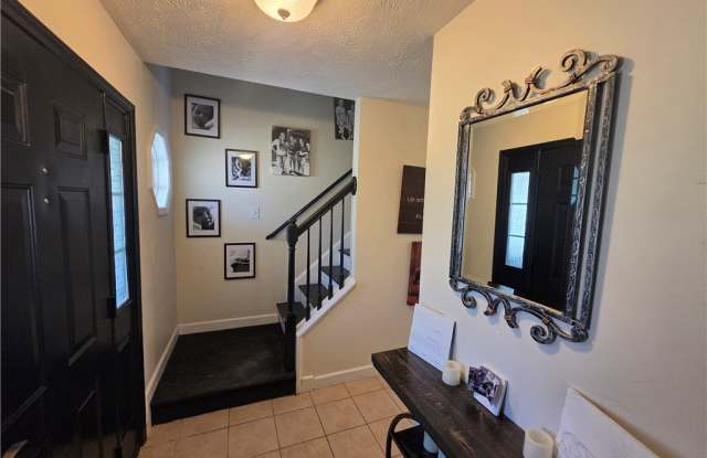 247 Valley View Court Gallery 3