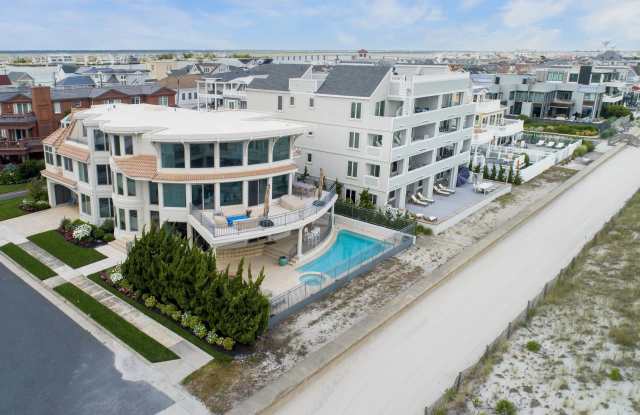 121 S 17th Ave photos photos