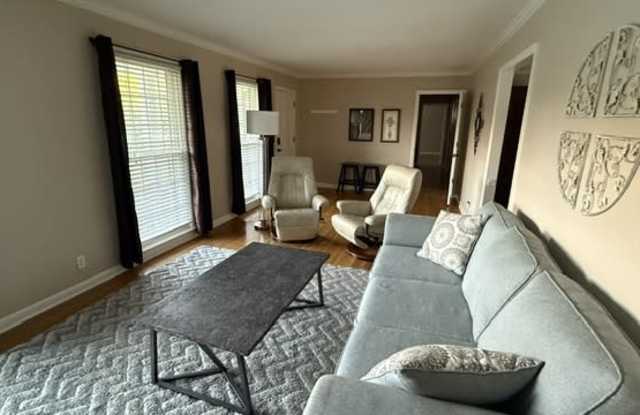 835 Rodney Drive Gallery 2