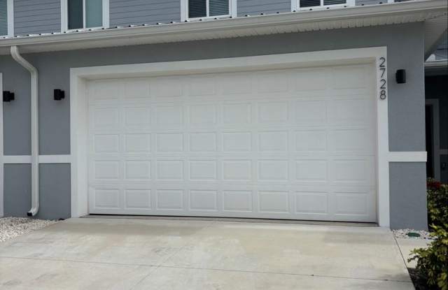 Stunning 3-Bedroom Home with Modern Upgrades  Prime Winter Haven Location! - 2728 Sycamore Street, Winter Haven, FL 33881