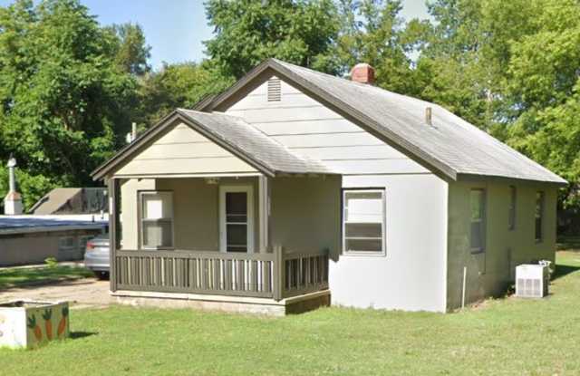 Cute and Cozy 2 Bedroom! photos photos