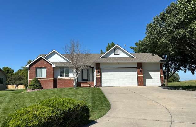 BEAUTIFUL 4 Bd, 3 Bath Home - Rose Hill! photos photos
