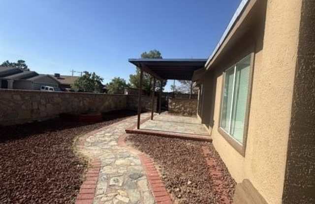 12720 Lorenzo Frias Court Gallery 4