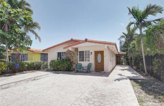 3500 SW 26th St photos photos