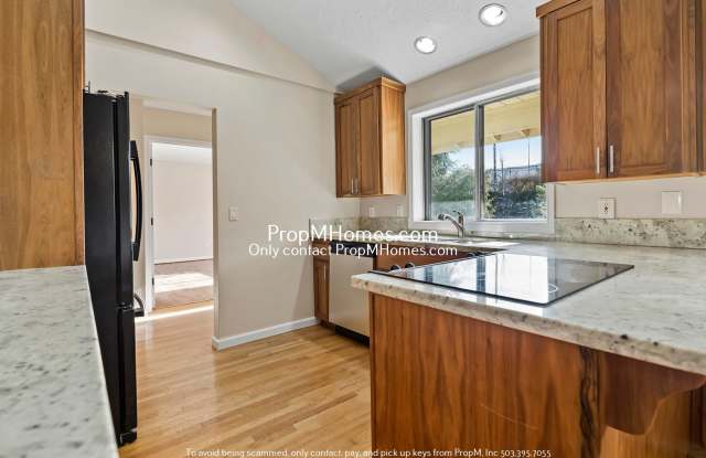 Updated Five Bedroom Home In Palisades! photos photos