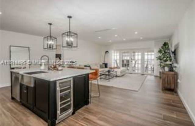 16509 Fox Den Court photos photos