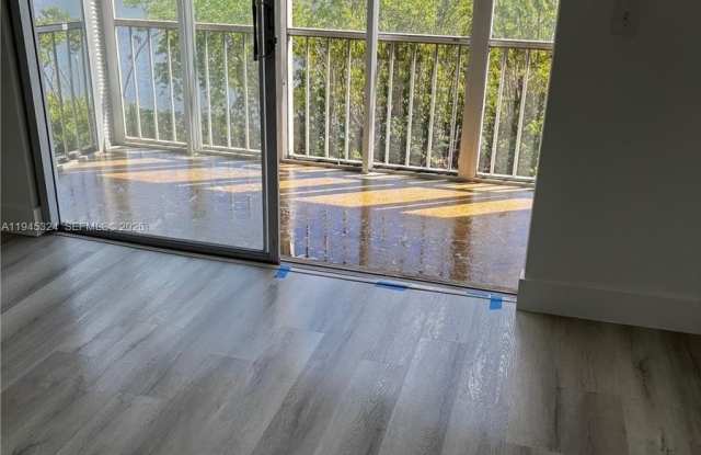 2980 Point East Dr photos photos