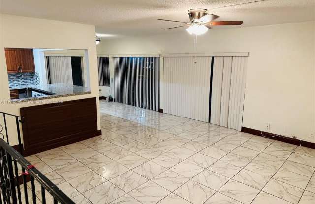 4850 SW 63rd Ter photos photos