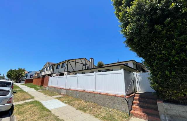 Garnet Ave photos photos