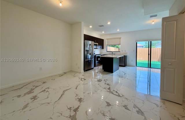 18110 SW 148th Rd Gallery 3