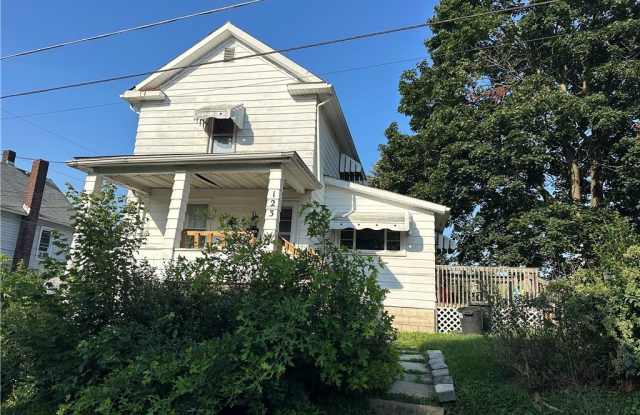 123 Garfield Ave Gallery 2