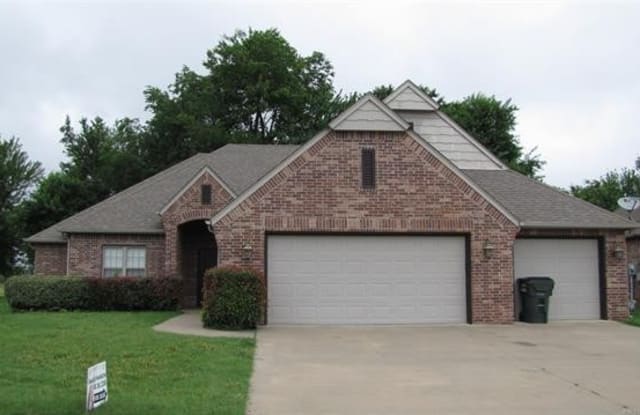 12207 E 70th Street North - 12207 East 70th Street North, Owasso, OK 74055