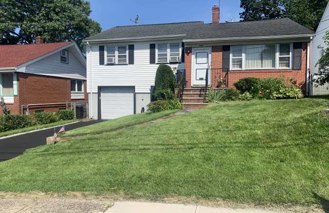 1476 Orchard Terrace Gallery 2