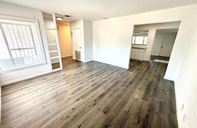 *MOVE IN SPECIAL* Charming 3-Bedroom Home with Fenced Backyard & Garage Gallery 4