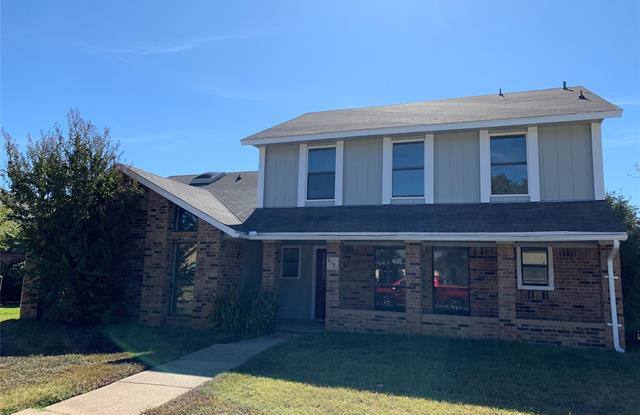 1770 Clarendon Drive - 1770 Clarendon Drive, Lewisville, TX 75067