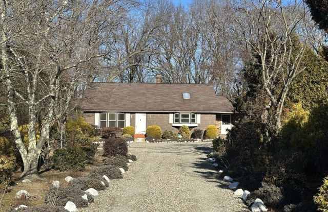 124 Barrington Rd photos photos