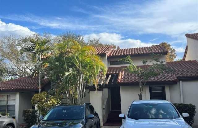 13245 SW 111th Ter photos photos