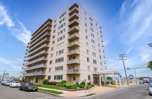 6101 Monmouth Ave photos photos