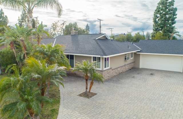520 N Maplewood Street - 520 North Maplewood Street, Orange, CA 92867