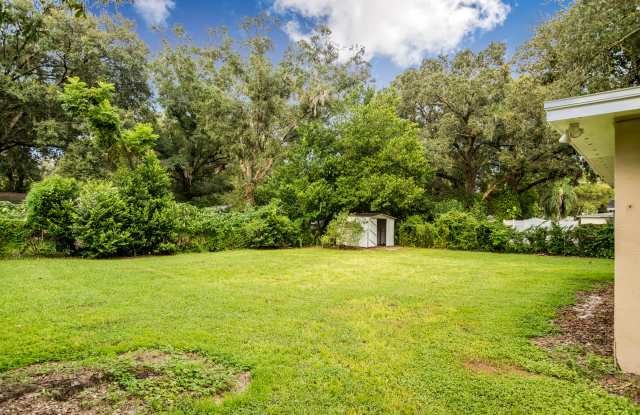 304 McLean Drive Gallery 2