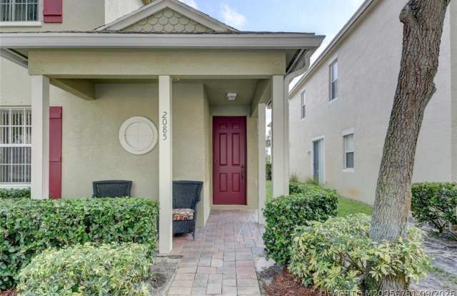 2085 SE Avon Park Drive Gallery 3