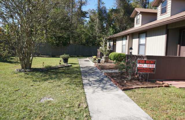 Orange Park - 2/2 flat - 1294 Jefferson Avenue, Lakeside, FL 32065