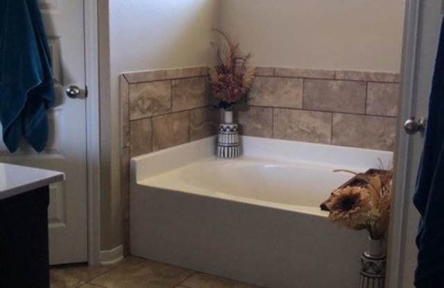 Gorgeous Open Floor Plan in Nolanville! Gallery 2