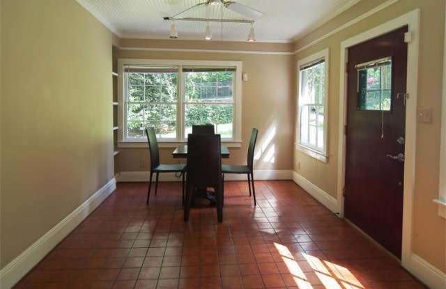 2150 Lenox Rd. - Main Gallery 3