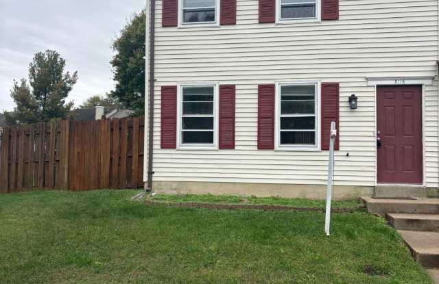 5116 COTTONWOOD Court Gallery 1