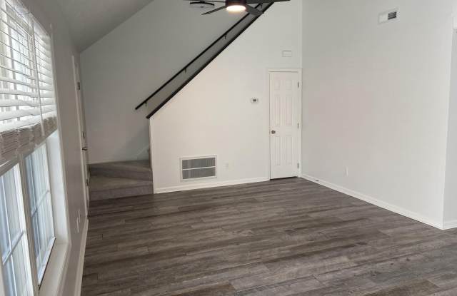 338 Emerald Cove Court Gallery 3