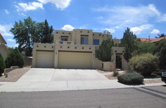 (4) Beds (3) Car Garage photos photos (4) Beds (3) Car Garage photos photos