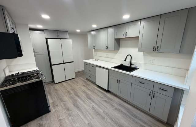 Modern Spacious and Bright 1 Bedroom, 1 Bathroom J street Downtown Sacramento - Immediate Move-in! photos photos