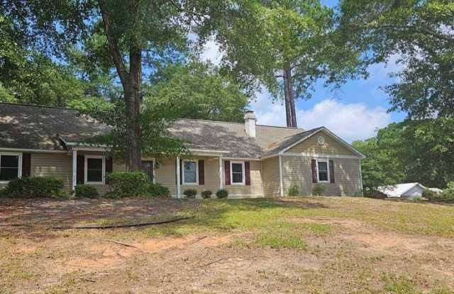 1117 Appian Way - 1117 Appian Way, Dothan, AL 36303