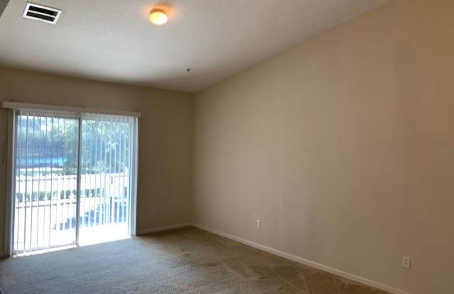 3610 KIRKPATRICK CIR 11 - 3610 Kirkpatrick Cir, Jacksonville, FL 32210