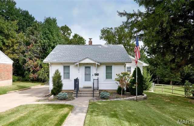9139 E Milton Avenue Gallery 1