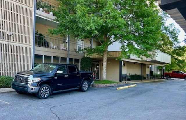 848 E Boston - 848 East Boston Street, Covington, LA 70433