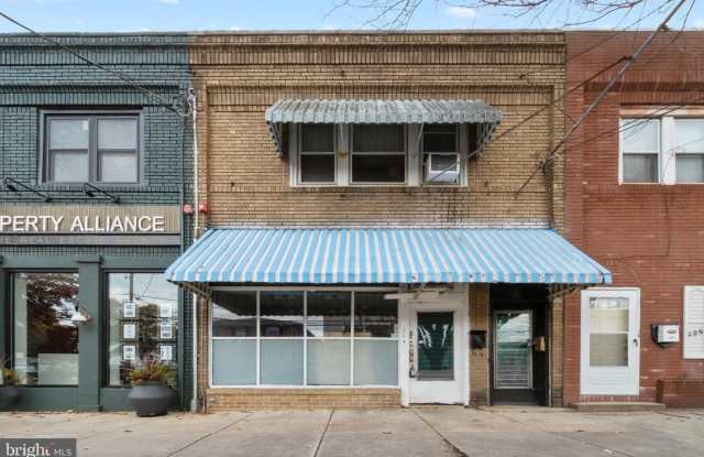 204 W CLINTON Avenue unit: Store Front photos photos