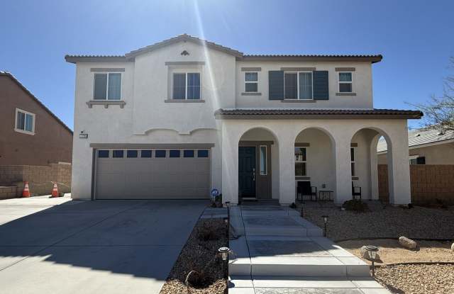 New Victorville 5 Bedroom + 3 Bathroom! photos photos