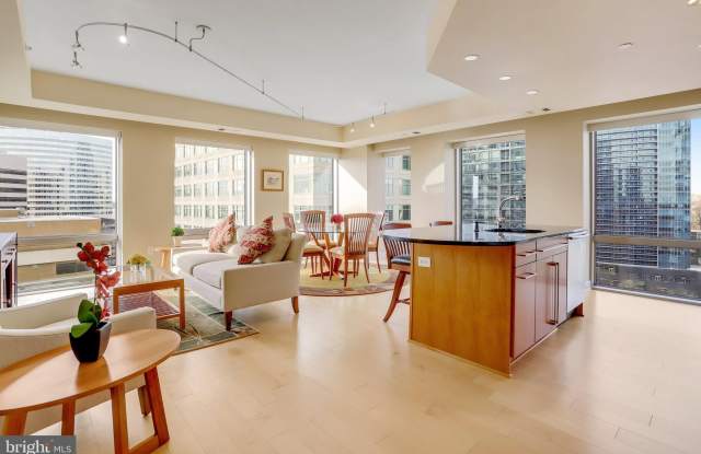 1111 19TH Street N unit: 2007 photos photos 1111 19TH Street N unit: 2007 photos photos